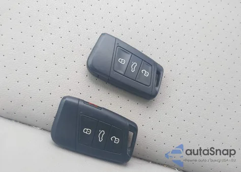 2019 Volkswagen Jetta 1.4T Sel из США, поврежденный, VIN 3VWE57BU5KM072468